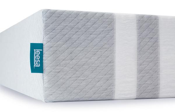 Leesa Mattress Review - Leesa Sleep Review - Leesa Discount Coupon - Girl on the Mattress
