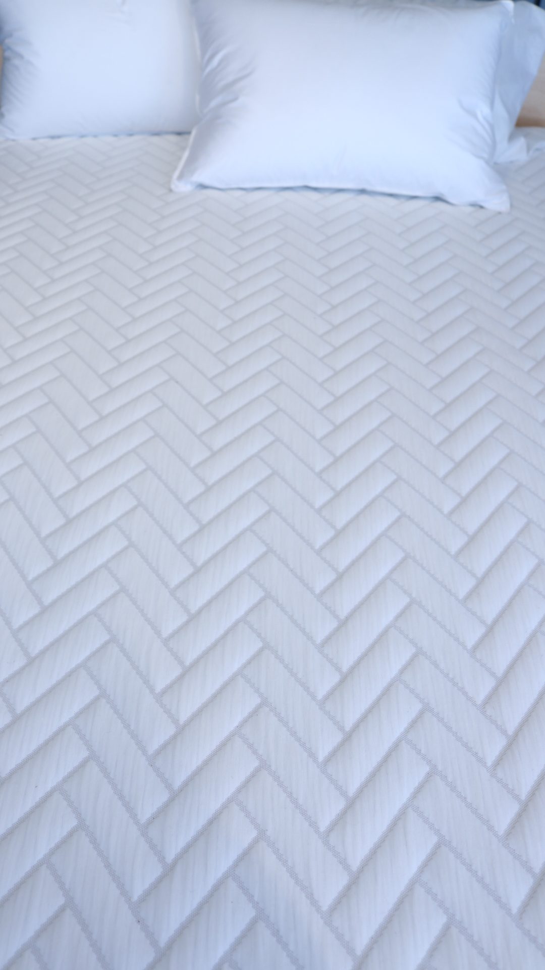 wright-mattress-review-girl-on-the-mattress-32